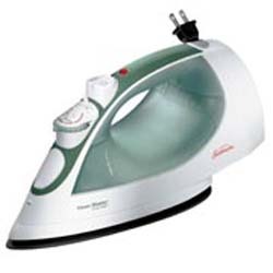 Retractable Cord Steam Iron